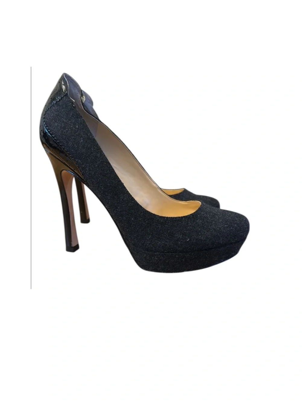 IVANKA TRUMP platform pumps